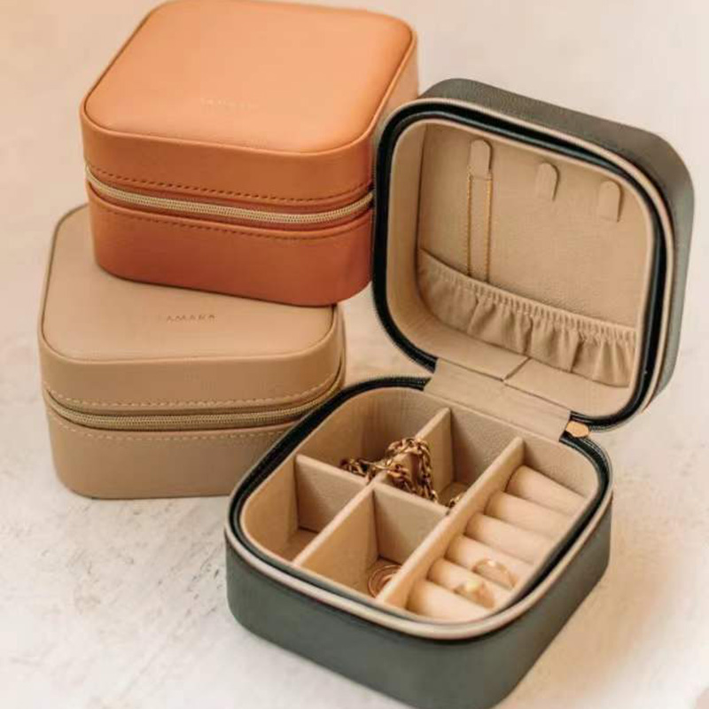 Leather storage box ring earrings portable jewelry box female1