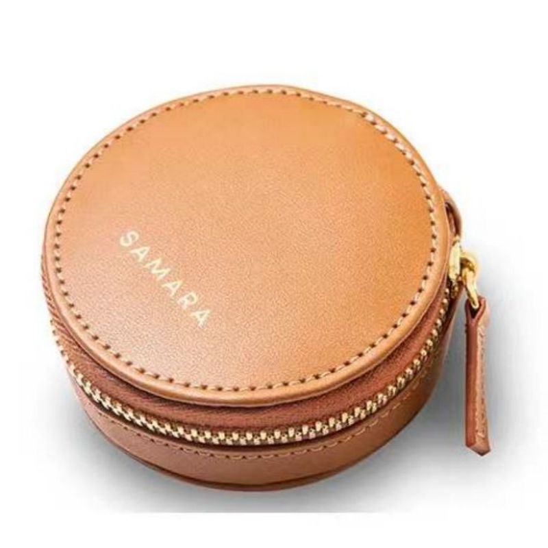 Simple leather jewelry box ear3